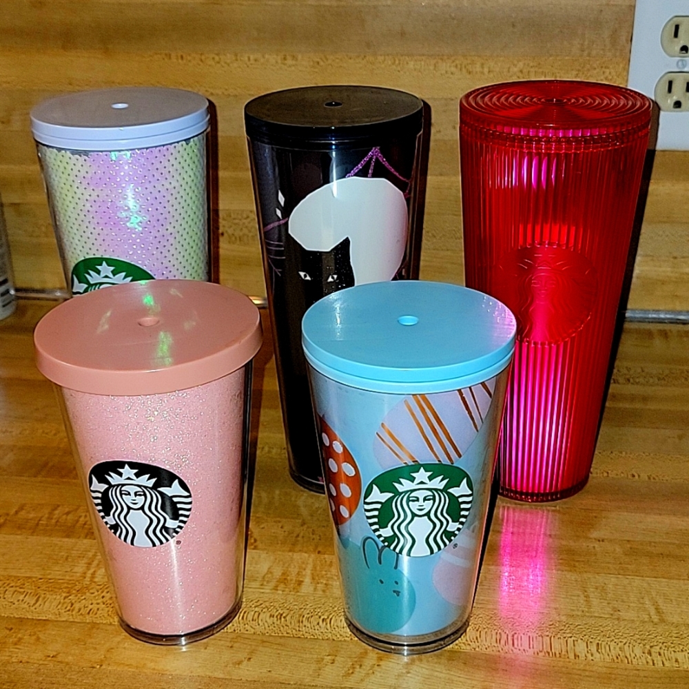 Lot of 5 Starbucks cups